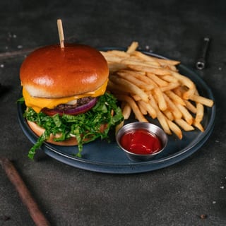 CHEESEBURGER